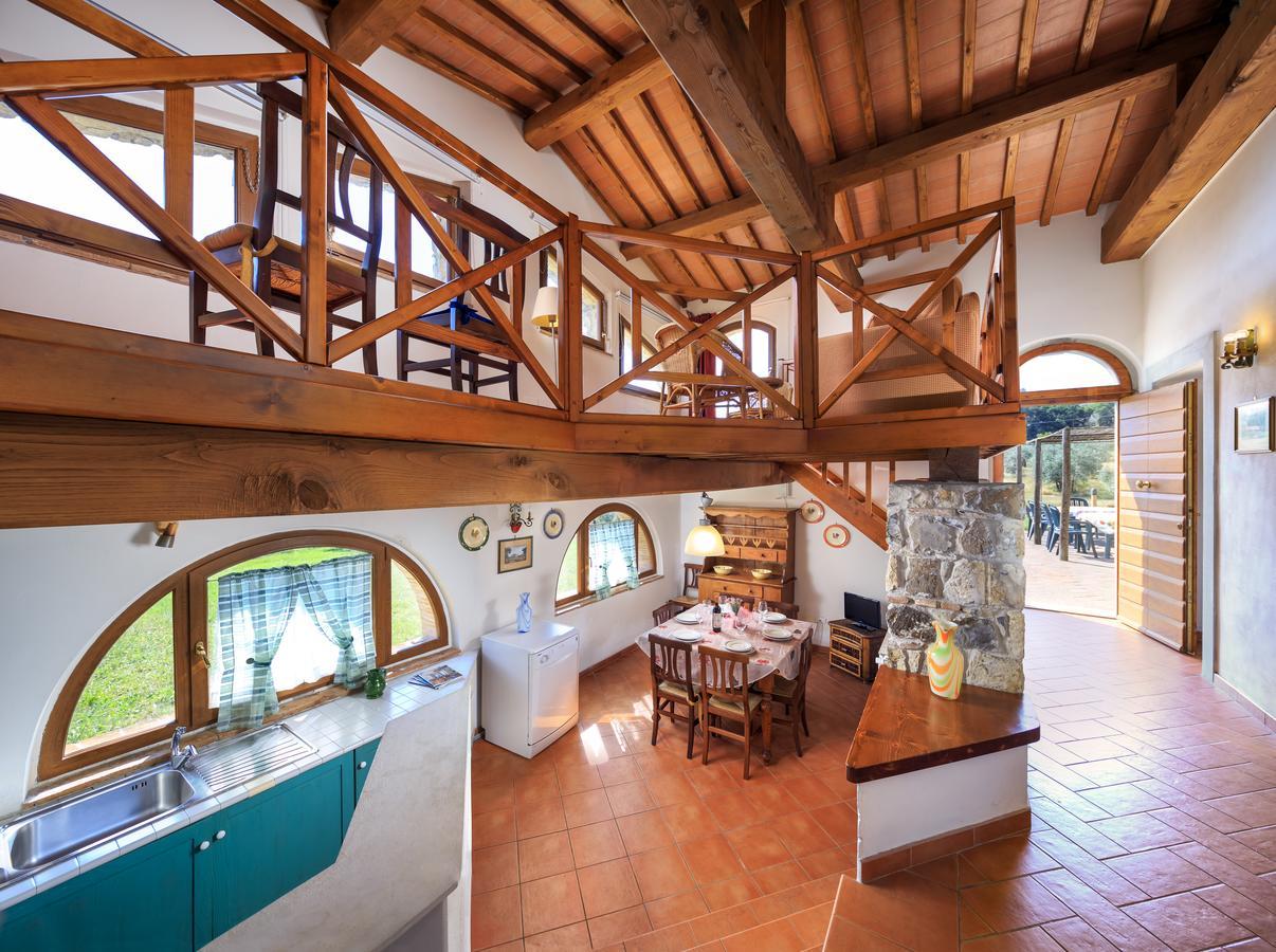 Agriturismo Fattoria Di Sommaia Каленцано Екстер'єр фото